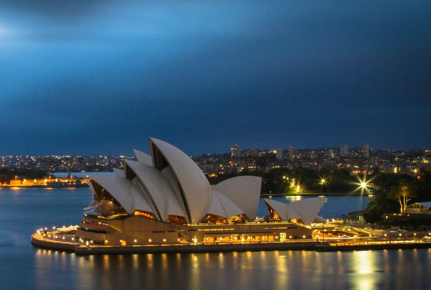 photoholgic-jK9dT34TfuI-unsplash